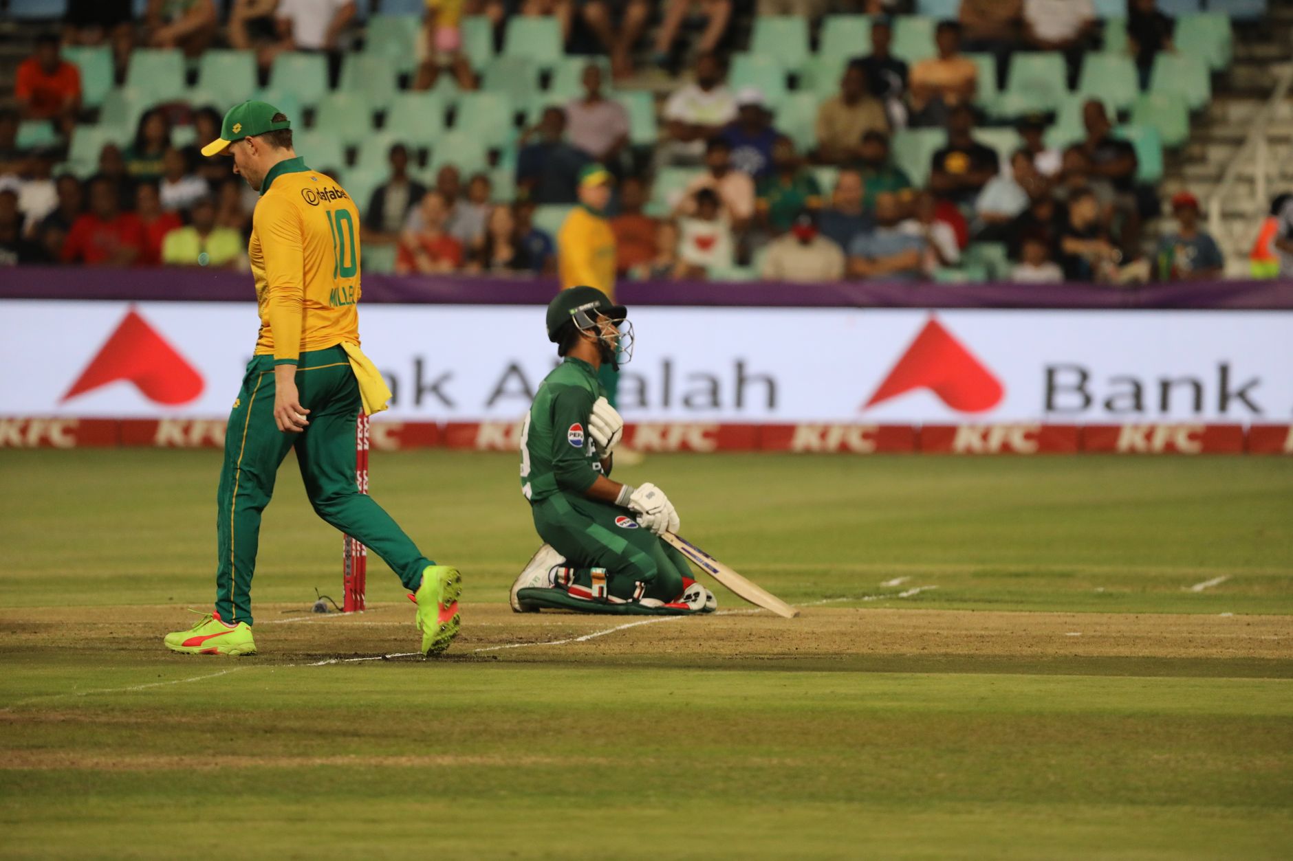 PAK vs SL T20I photos: Best Moments Captured in Clear Detail